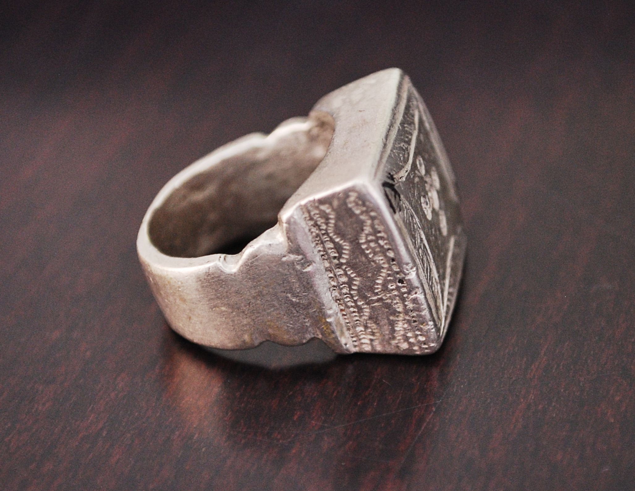 Old Fulani Tuareg Ring from Mali - Size 7 - Old Fulani Silver Ring - Tribal African Silver Ring