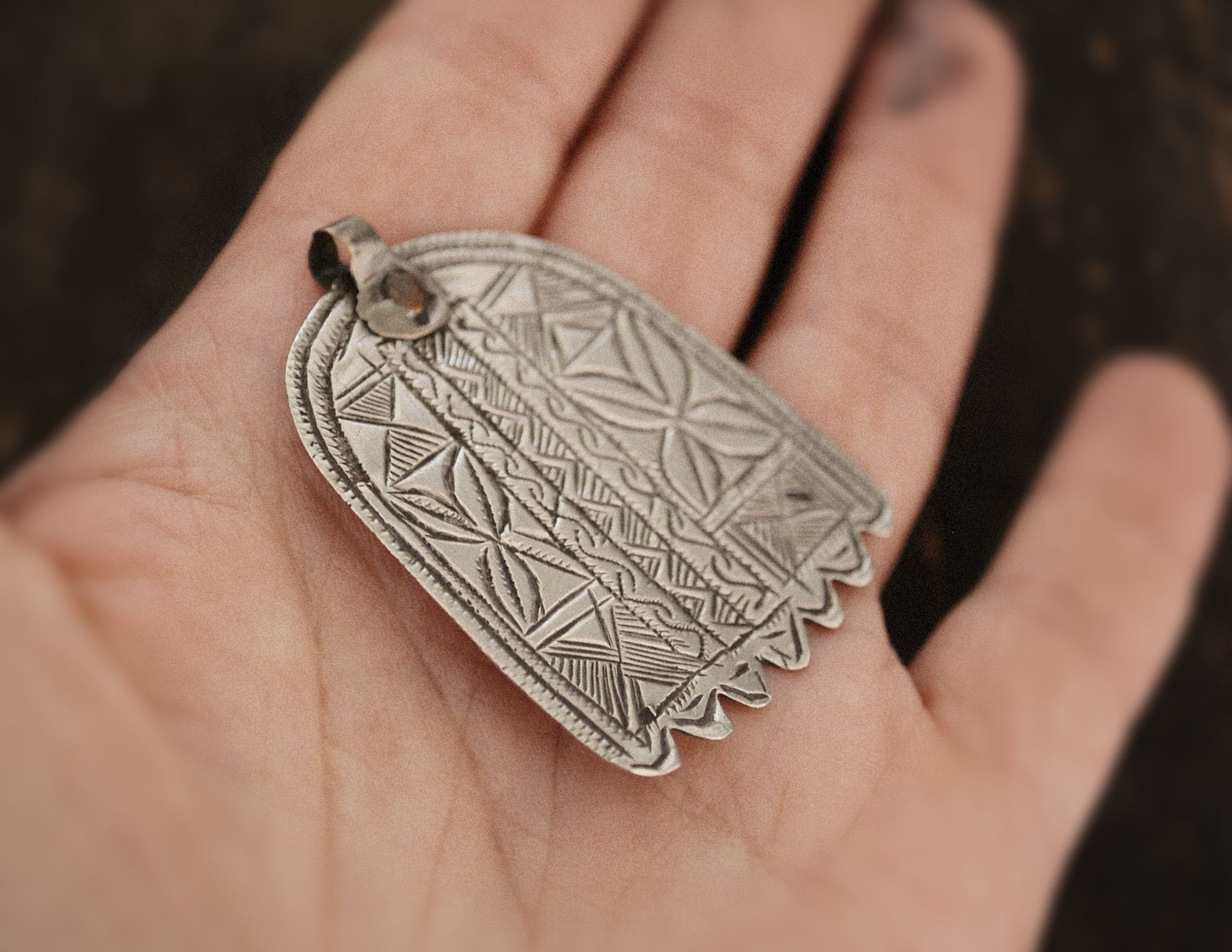 Moroccan Hamsa Pendant - Hand of Fatima Pendant Amulet