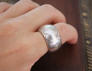 Antique Ethiopian Silver Ring - Size 8 - Ethiopian Jewelry - Tribal Silver Ring - Tribal Jewelry